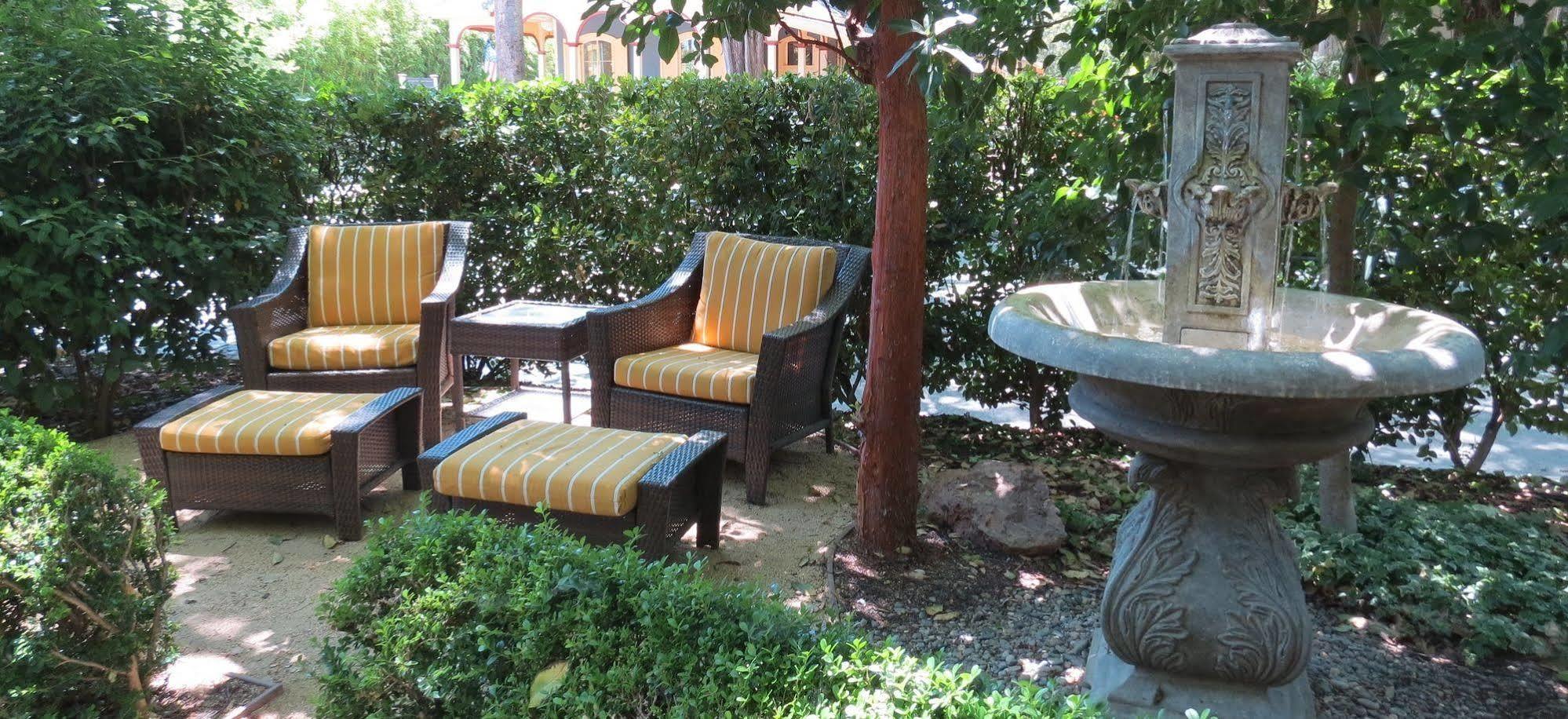 Cottage Grove Inn Calistoga Buitenkant foto